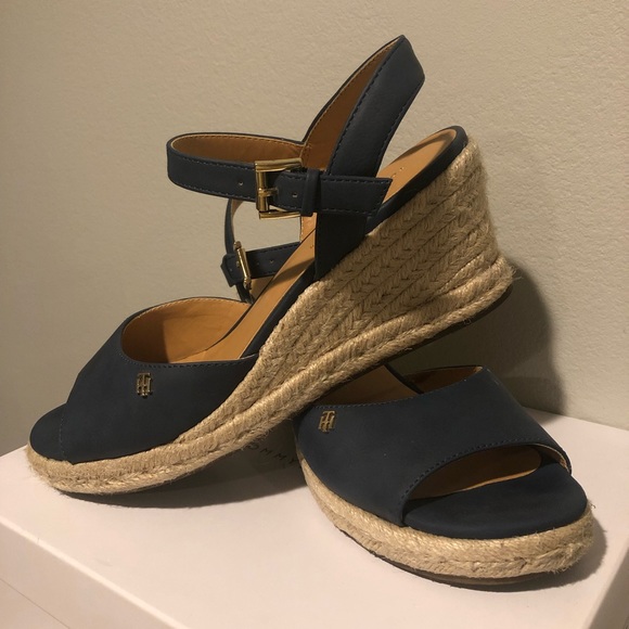 TOMMY HILFIGER Wedge Sandals - Picture 1 of 5